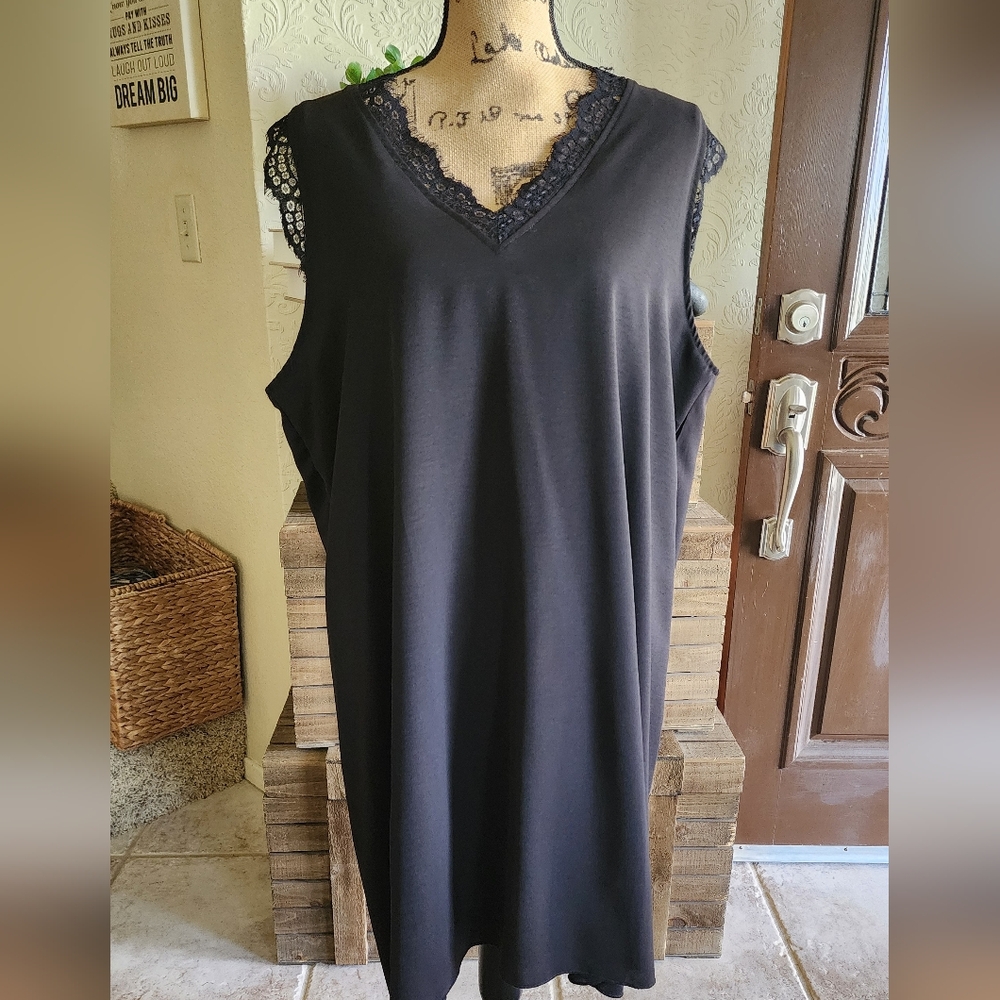 Black Lace Trim Sleeveless Dress